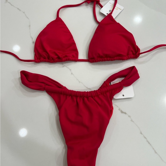 RED bikini set size small - Picture 2 of 3